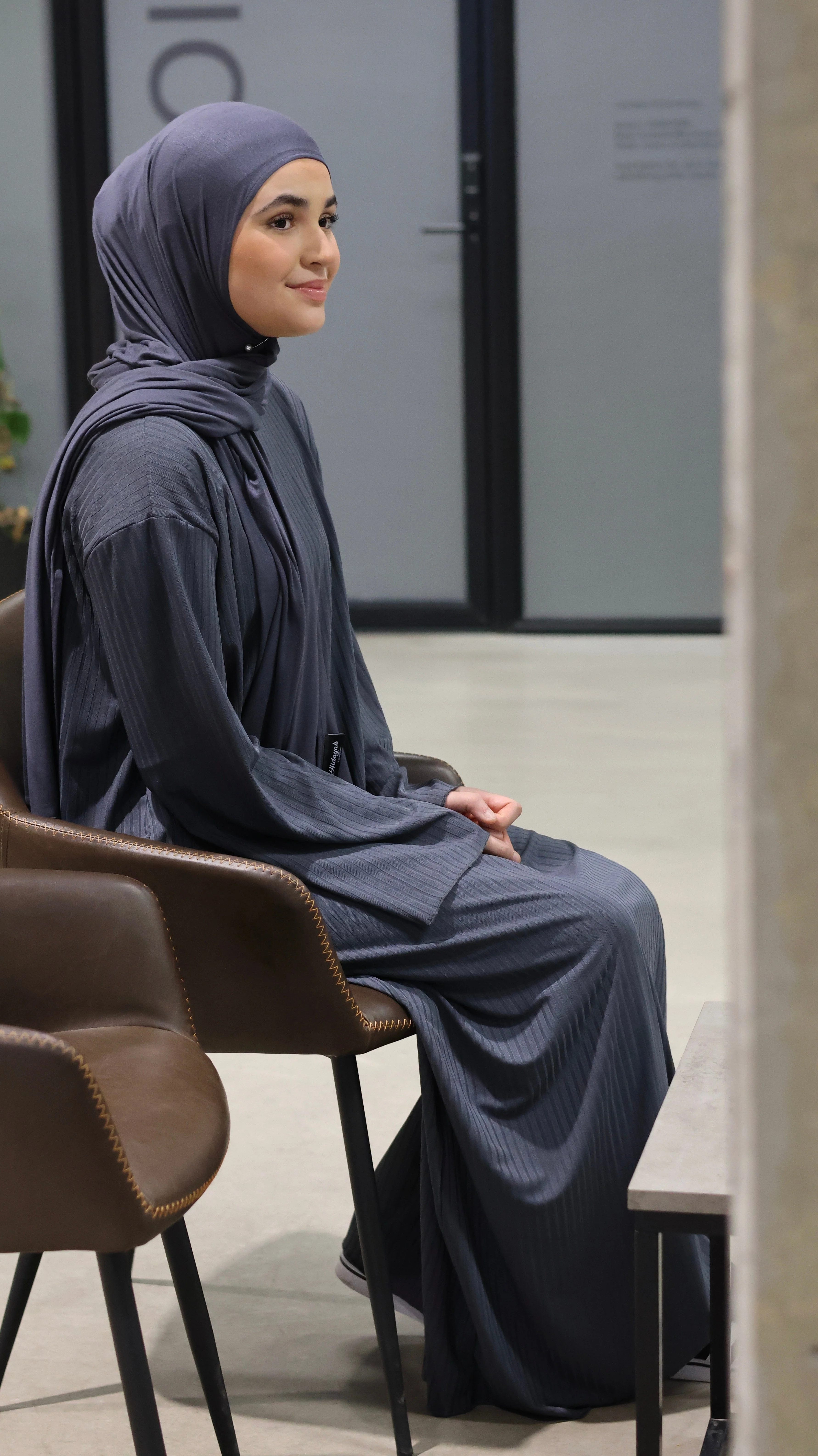 Unika Ripped Abaya (Storm) - Image 7